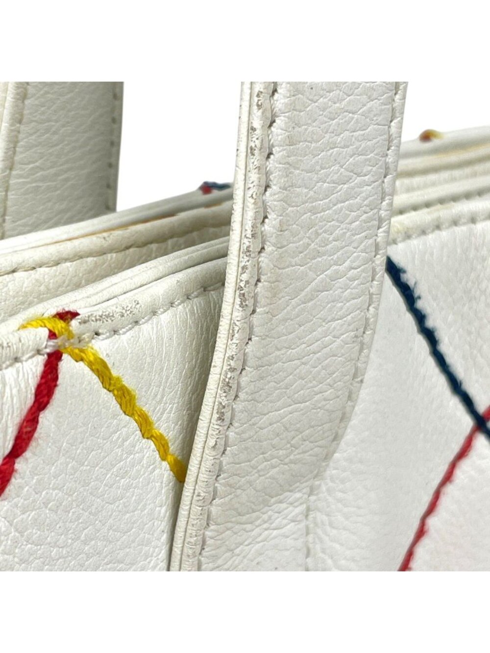 Chanel Wild Stitch Tote CC Logo Leather White - Picture 10 of 15